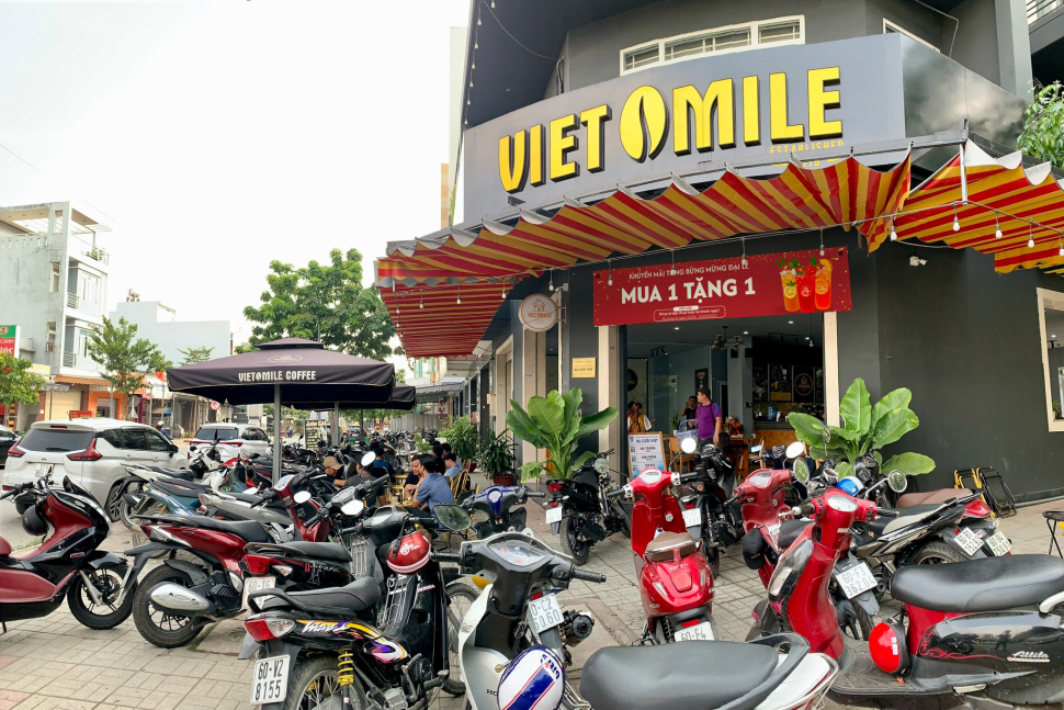 Ưu Đãi Lớn Mừng 30/4 - 1/5: Mua 1 Tặng 1 Tại VietSmile Coffee Từ